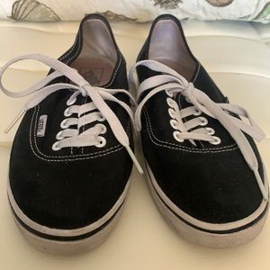 Black vans